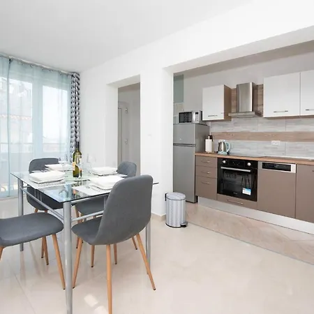 Apartment M&m *